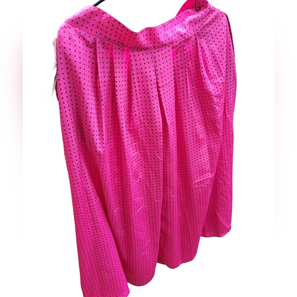 Vintage 80s SK & Company Hot Pink Polka-dot Blouse & Skirt Set - Picture 4 of 9